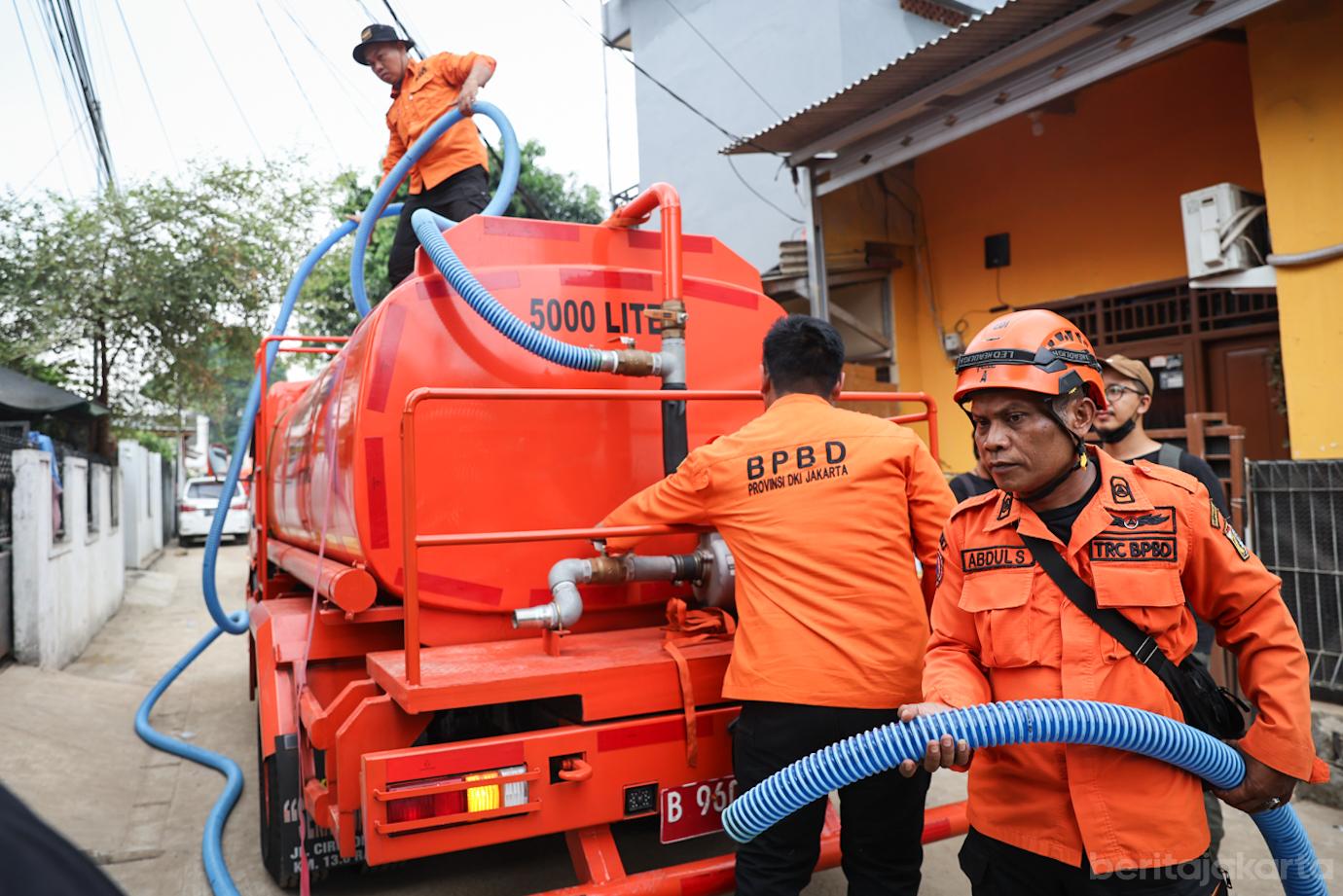 Pembagian Air BPBD 5