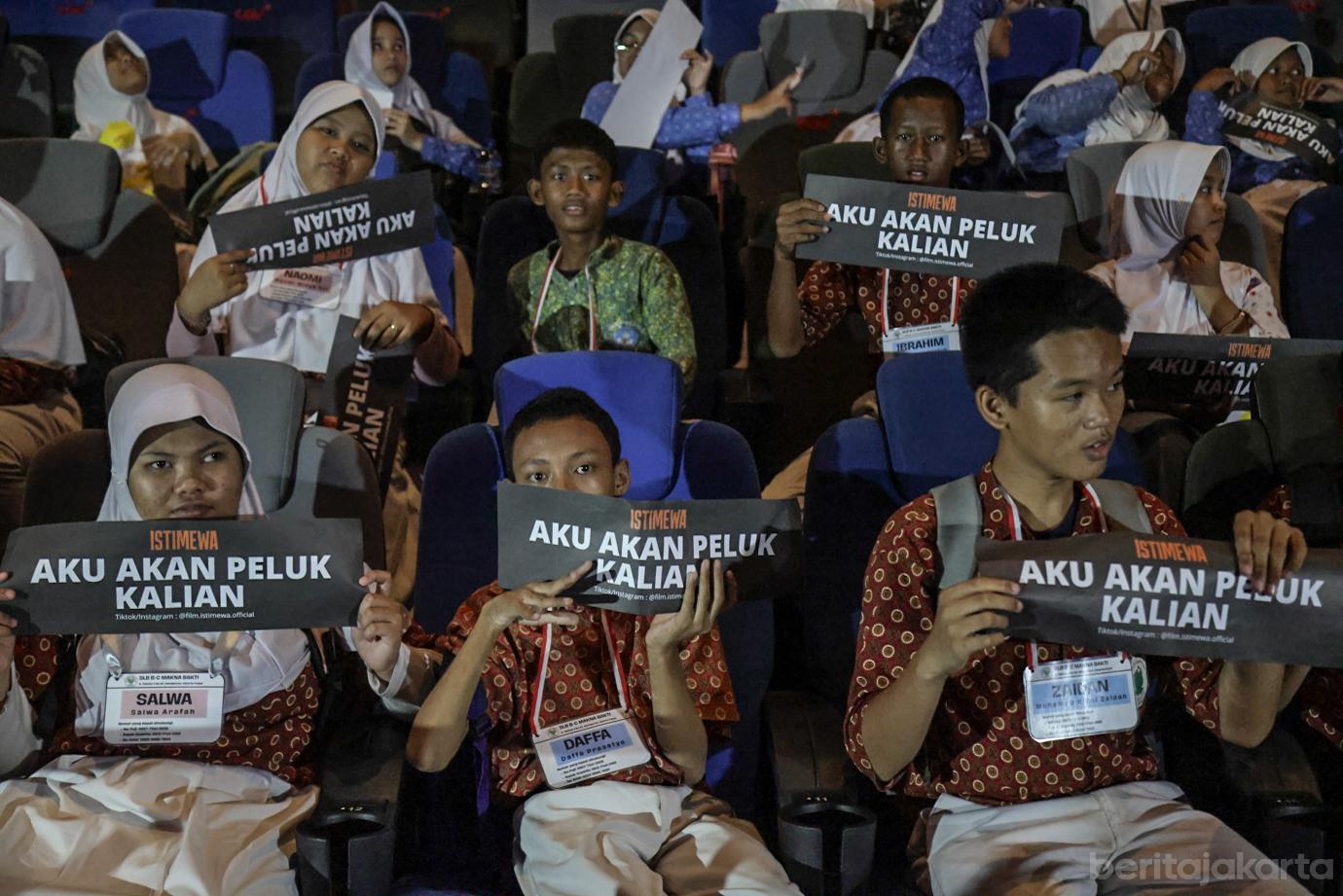 Rano Karno Hadiri Nonton Bareng Film Istimewa 3