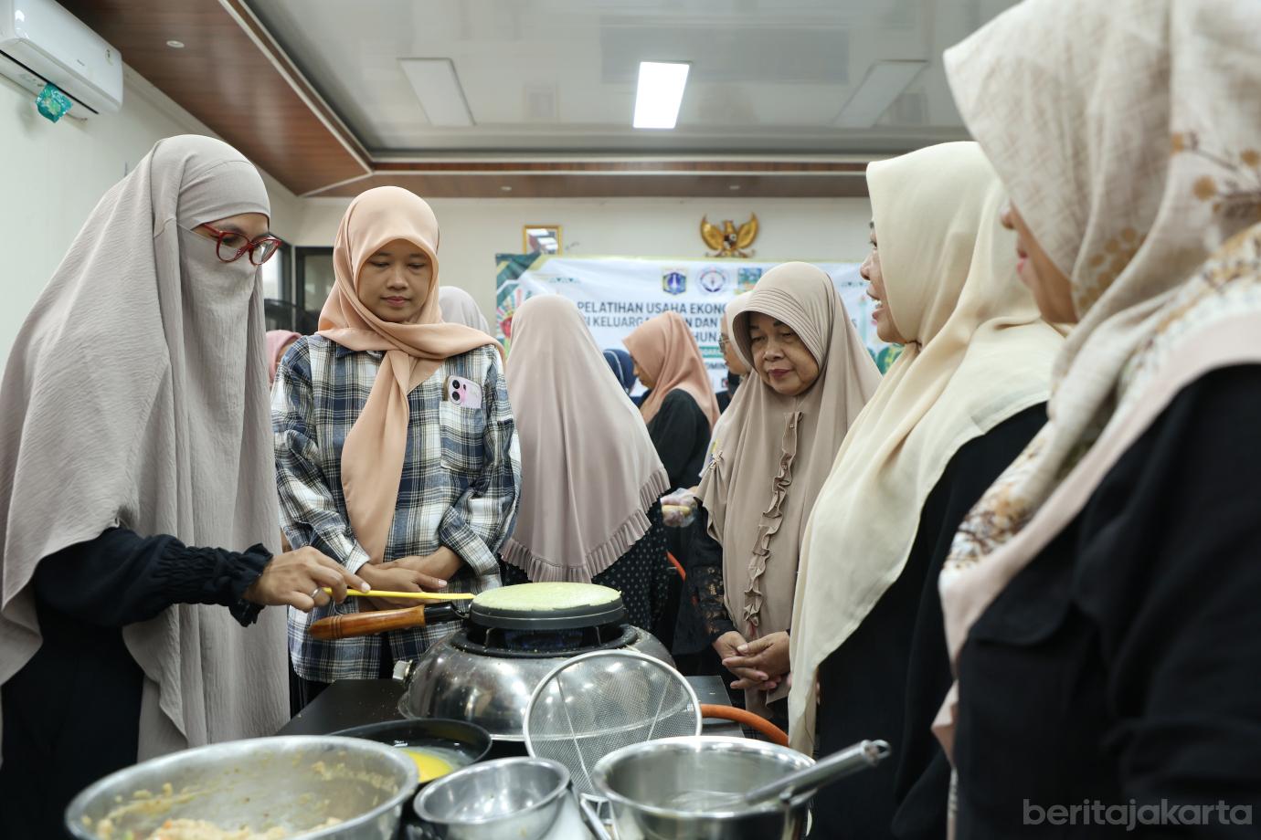 3.Sudinsos Jaksel Gelar Pelatihan UEP bagi Keluarga Miskin dan Penyandang Disabilitas