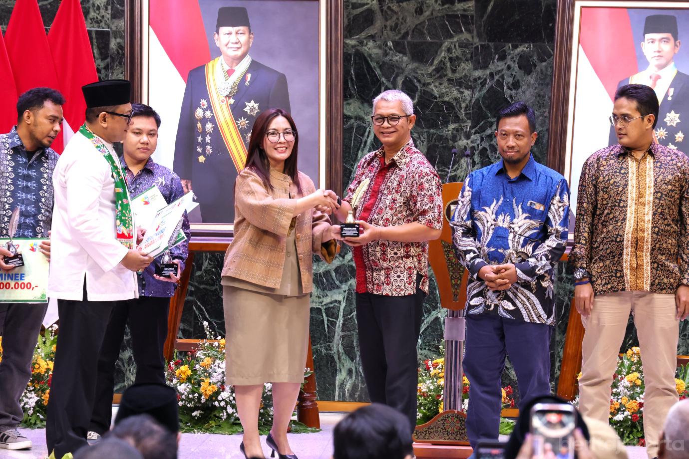 3 pram serahkan mh tjamerin