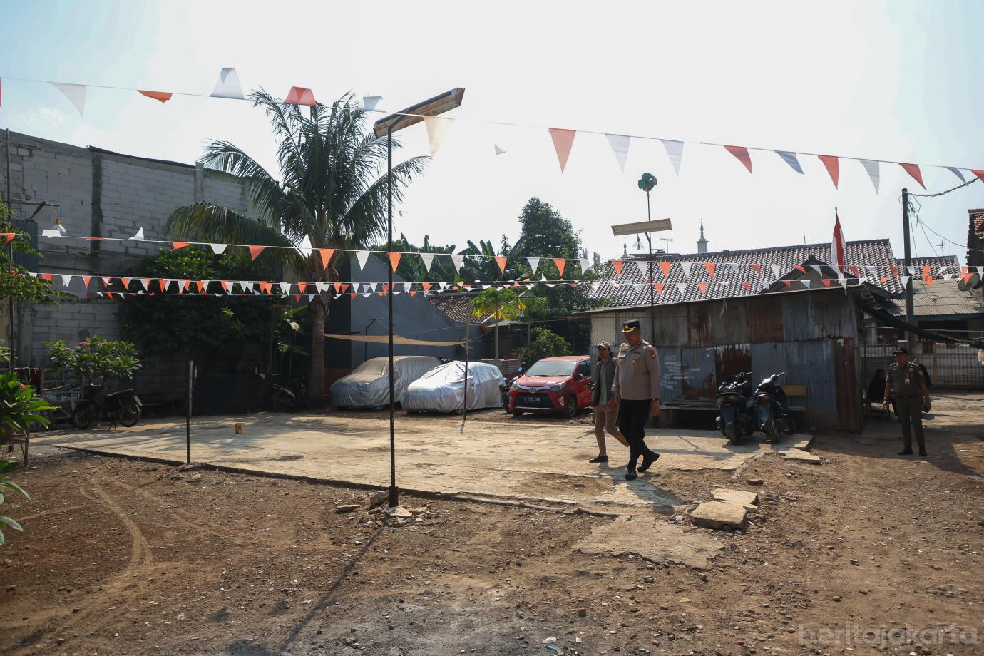 5 tinjau jalan kemuning