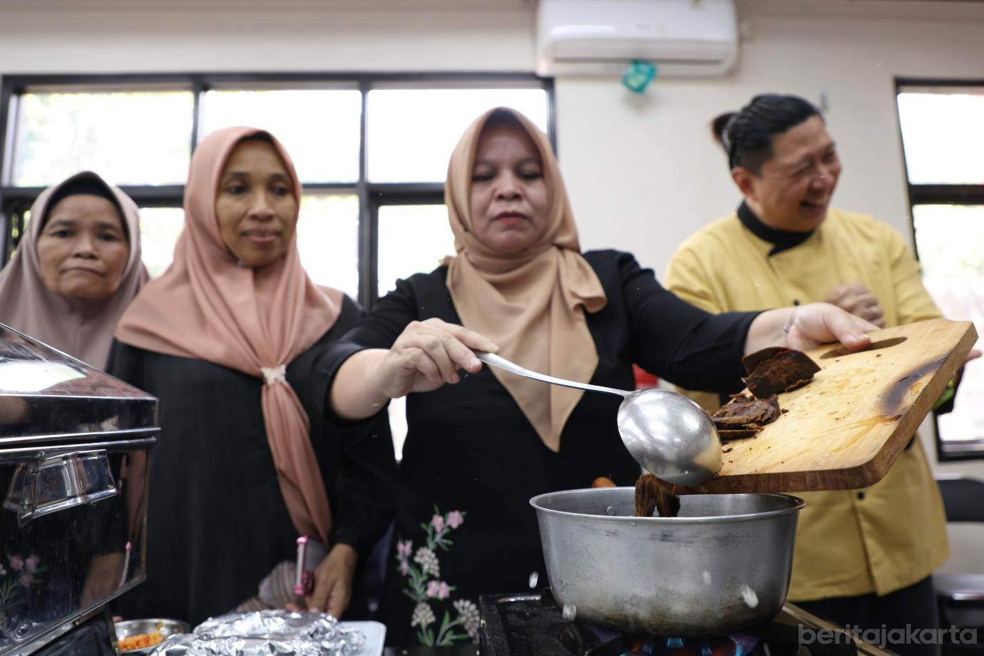 5.Sudinsos Jaksel Gelar Pelatihan UEP bagi Keluarga Miskin dan Penyandang Disabilitas