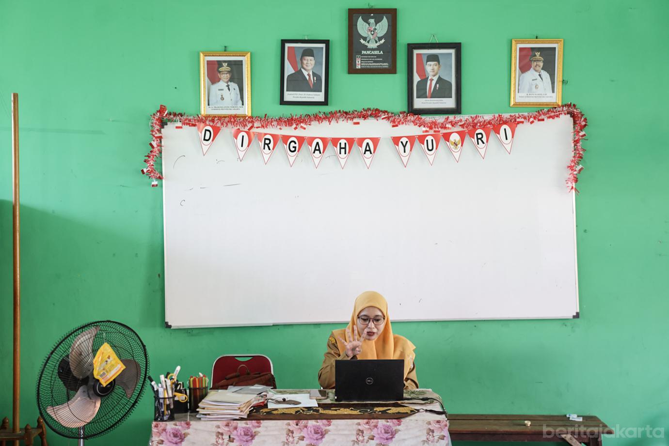 SDN Slipi 15 Terapkan Pembelajaran Jarak Jauh Dampak Sebaran Abu Vulkanik 3