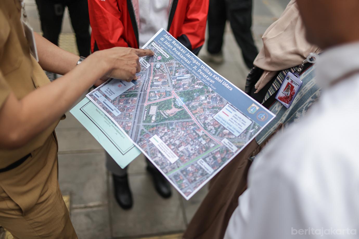 Penertiban Kabel Utilitas di Jalan Proklamasi Jakpus 2