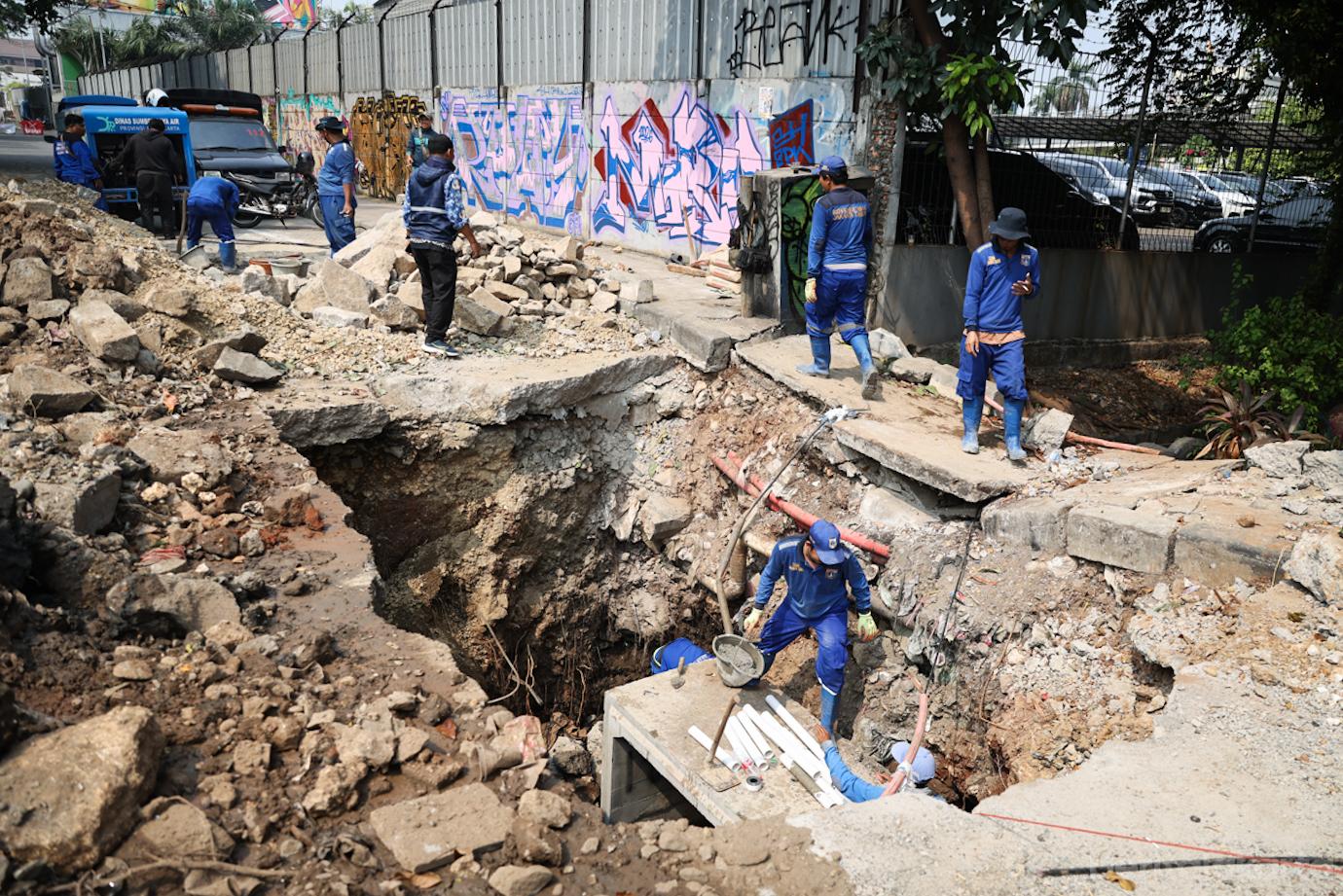 Jalan Amblas Duren Sawit 7