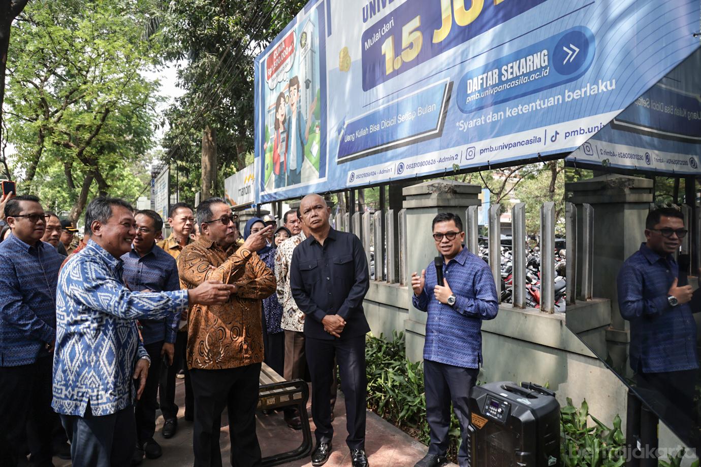 Halte Bus Universitas Pancasila Resmi Beroperasi Kembali 1