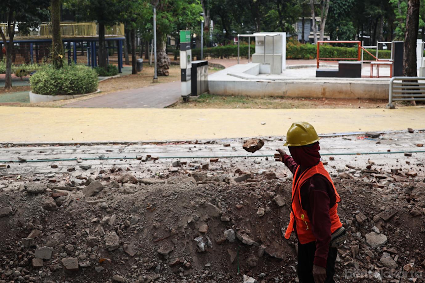 Revitalisasi Taman Puring 6