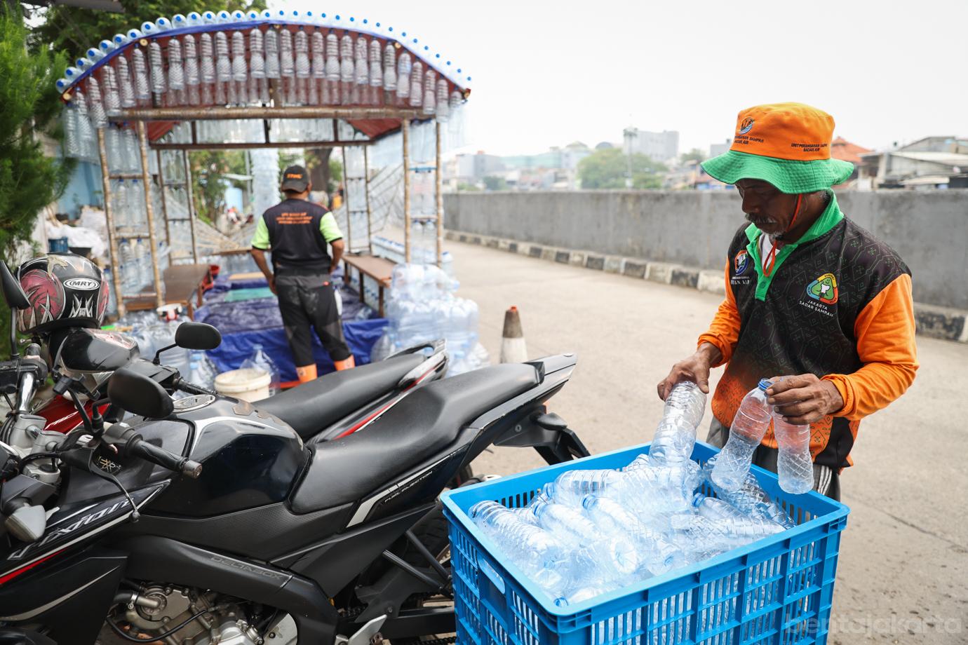 Perahu Botol Plastik 4