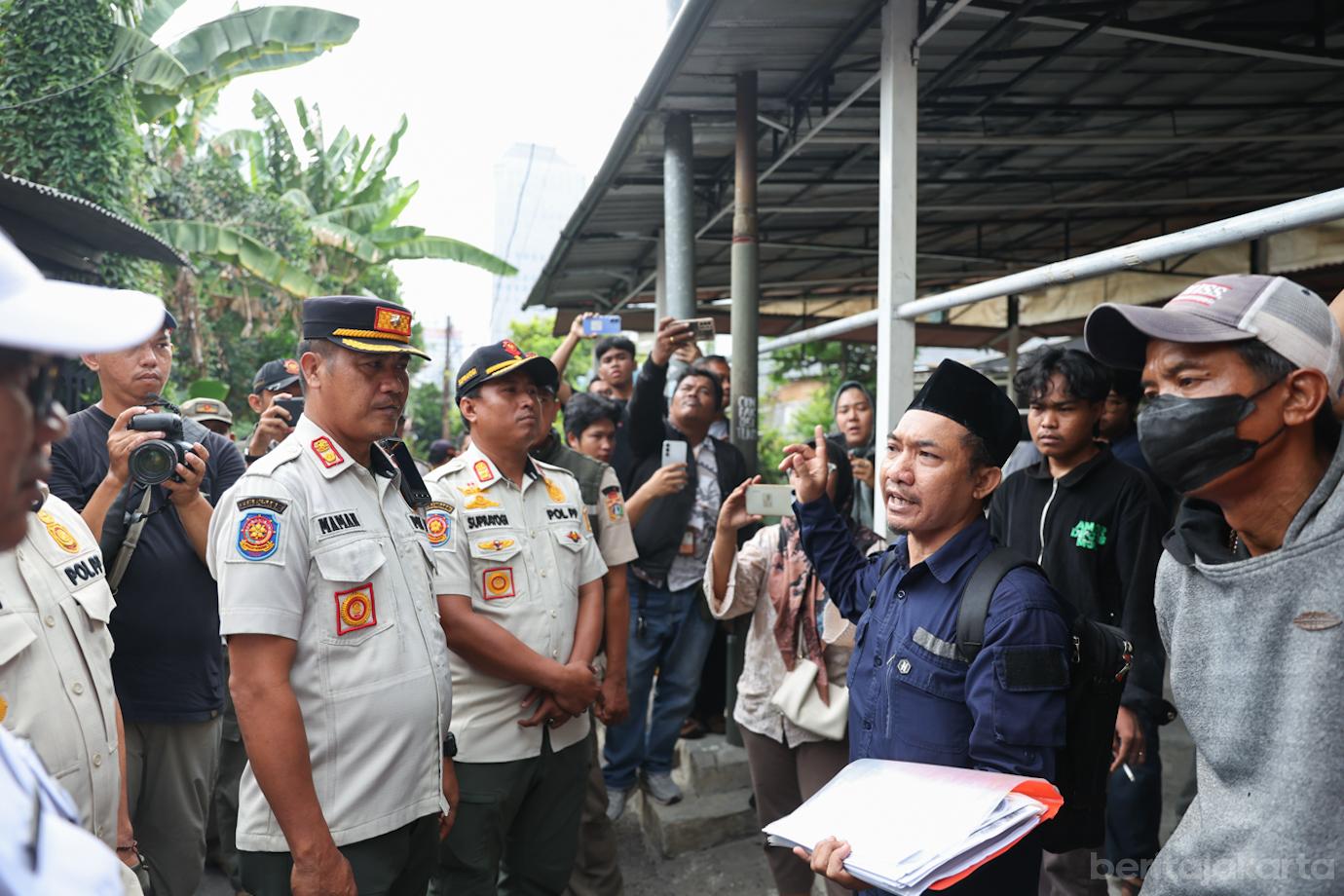 Penertiban Kp Bali 4
