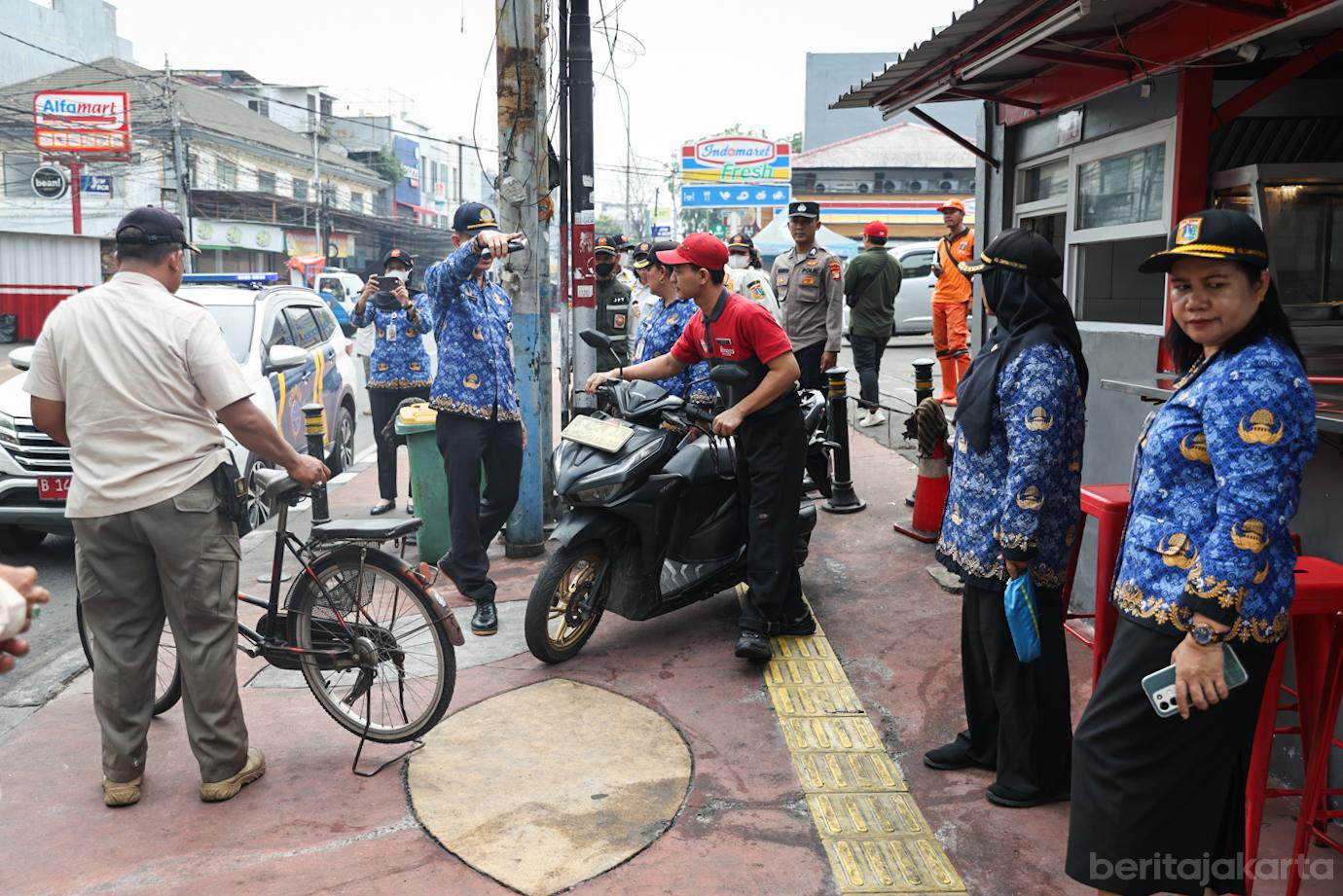 Rabu Tertib Cemput Timur 1