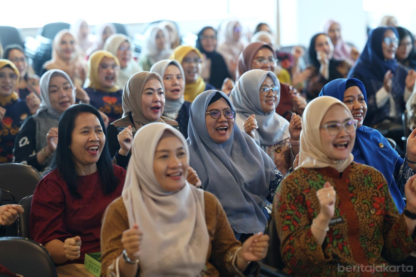 7.DWP DKI Gelar Seminar Ketahanan Keluarga