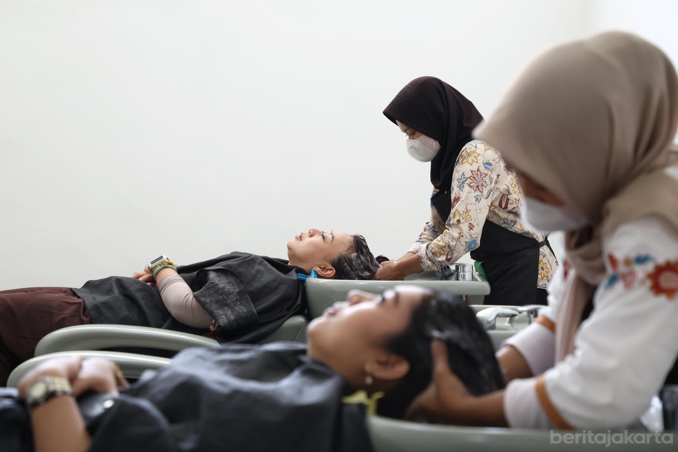 7.Peserta Pelatihan PPKD Jaktim Praktik Langsung ke Masyarakat