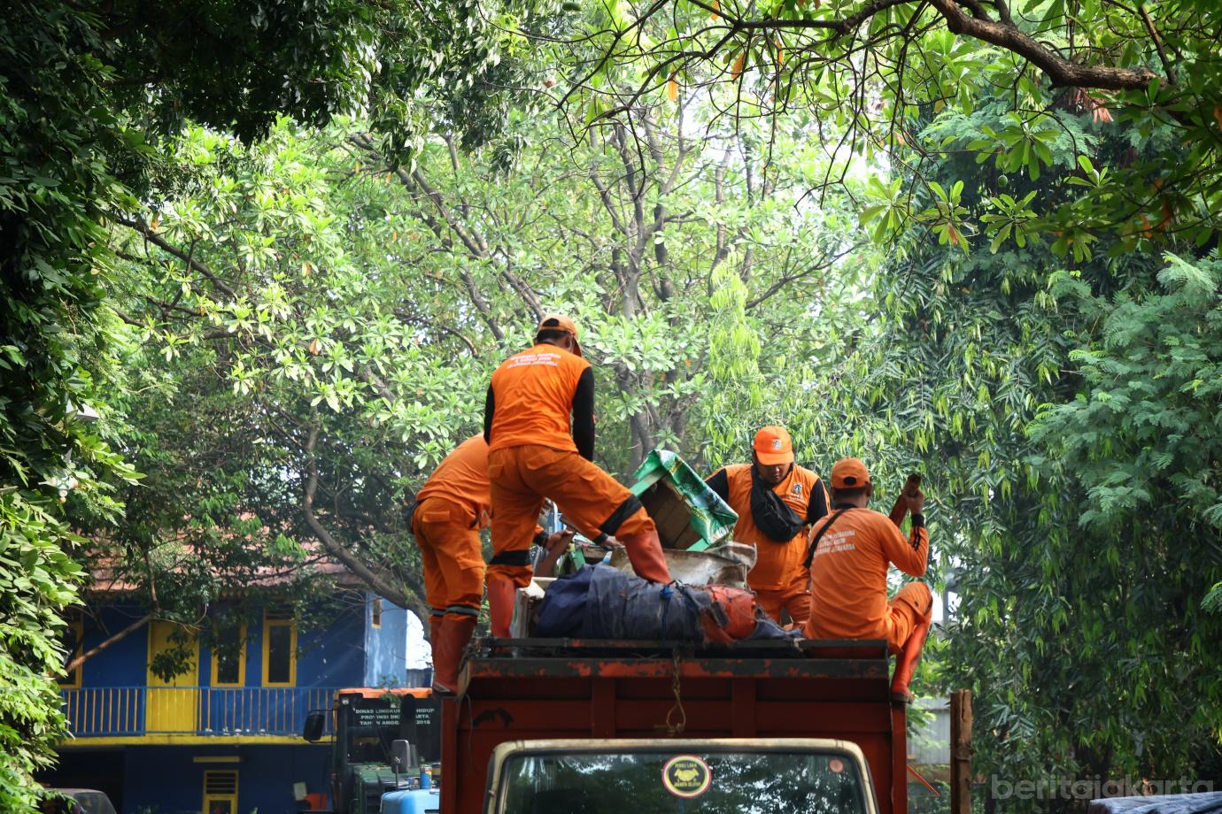9.Pemkot Jaksel Tata Kawasan Setu Babakan