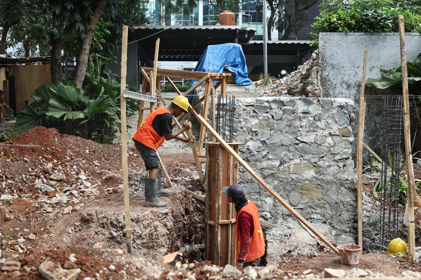 Revitalisasi Taman Puring 4