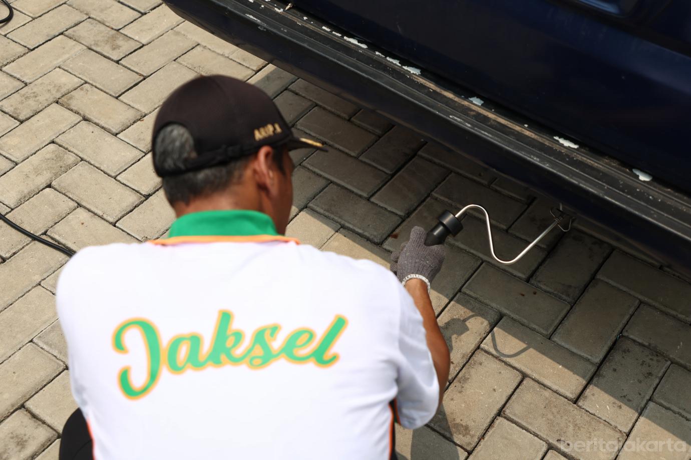 5.39 Kendaraan Lulus Uji Emisi Gratis di Setu Babakan