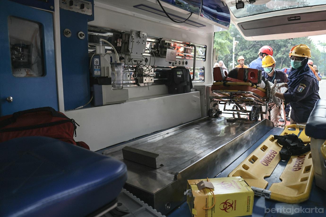 Simulasi Bencana Gempa Bumi di Kantor Walikota Jakarta Barat 8