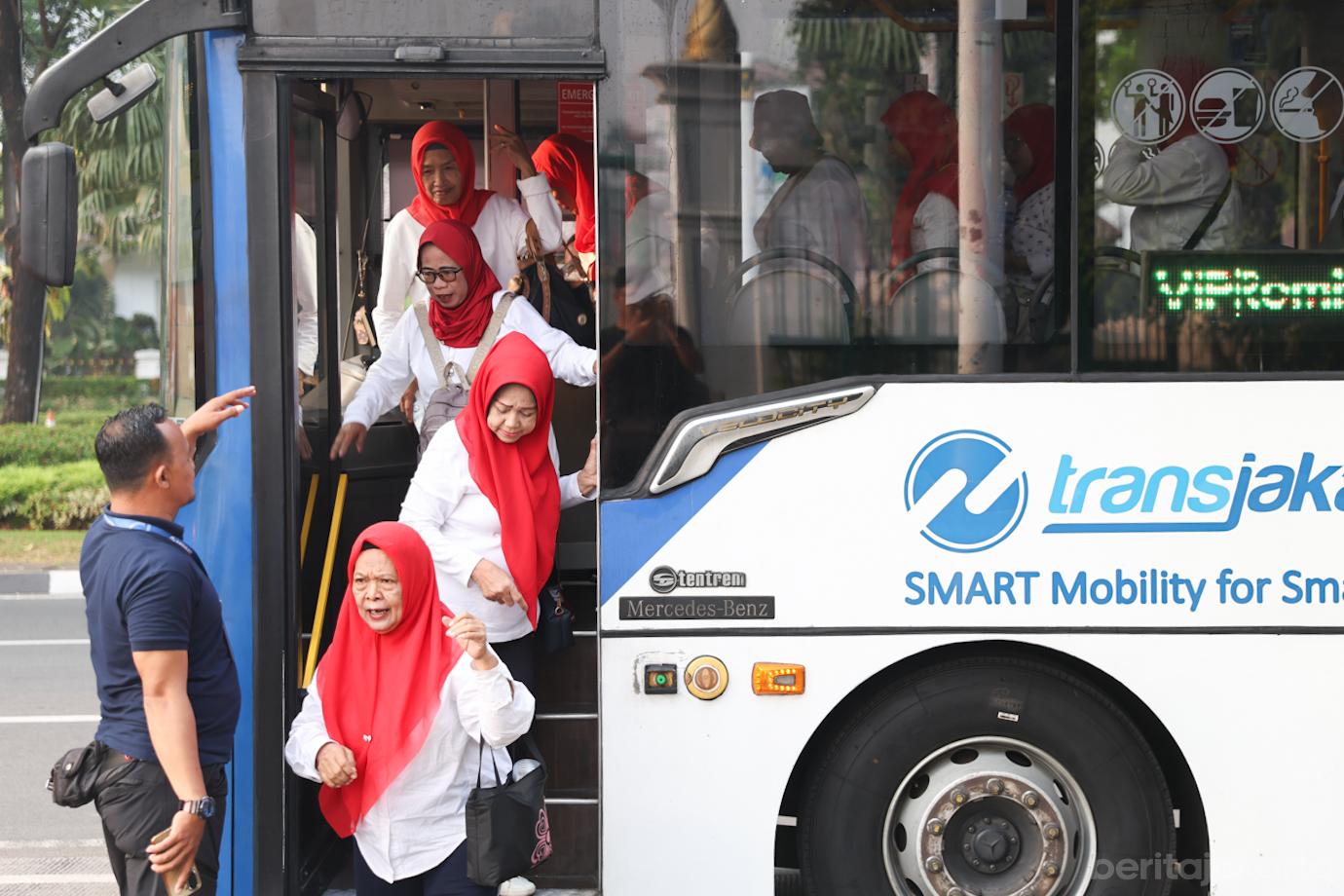 Hari Lansia Internasional 4