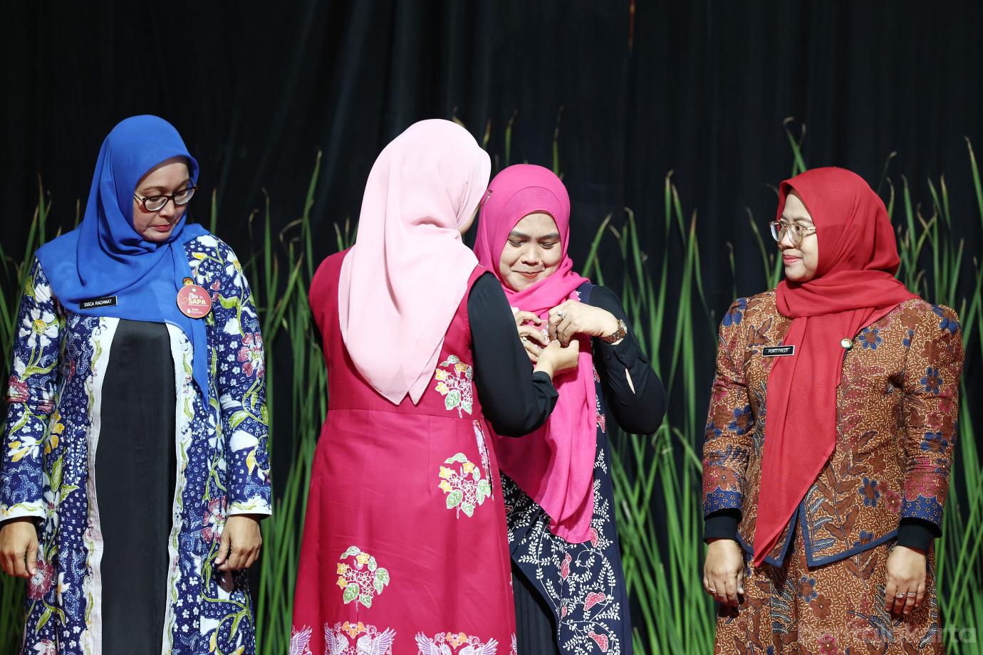 4.DWP DKI Kukuhkan Ibu SAPA untuk Perkuat Perlindungan Perempuan dan Anak