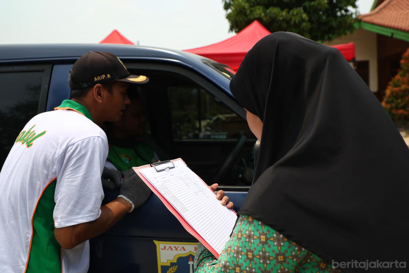 2.39 Kendaraan Lulus Uji Emisi Gratis di Setu Babakan
