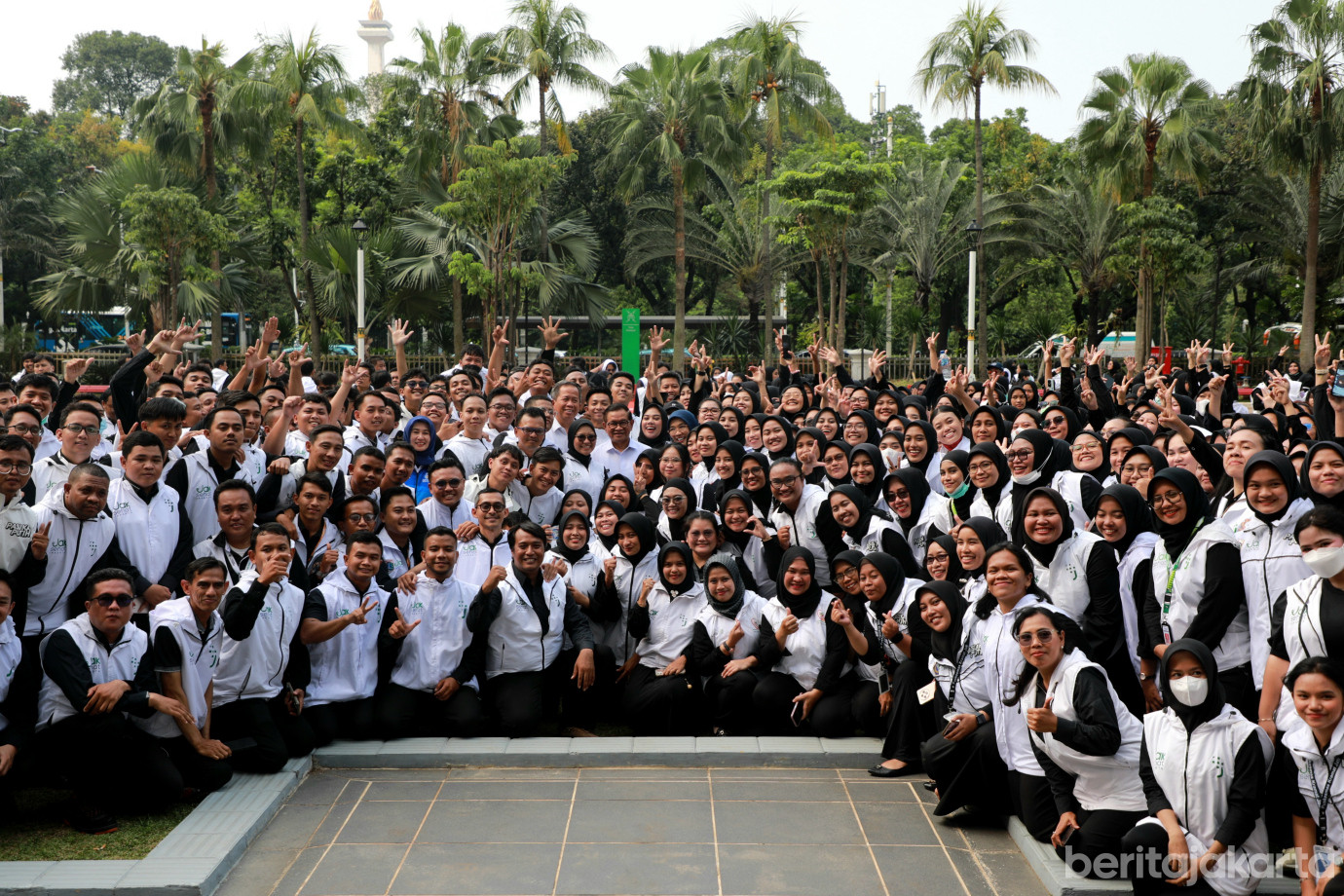 7-2 pasukanputih.jpg