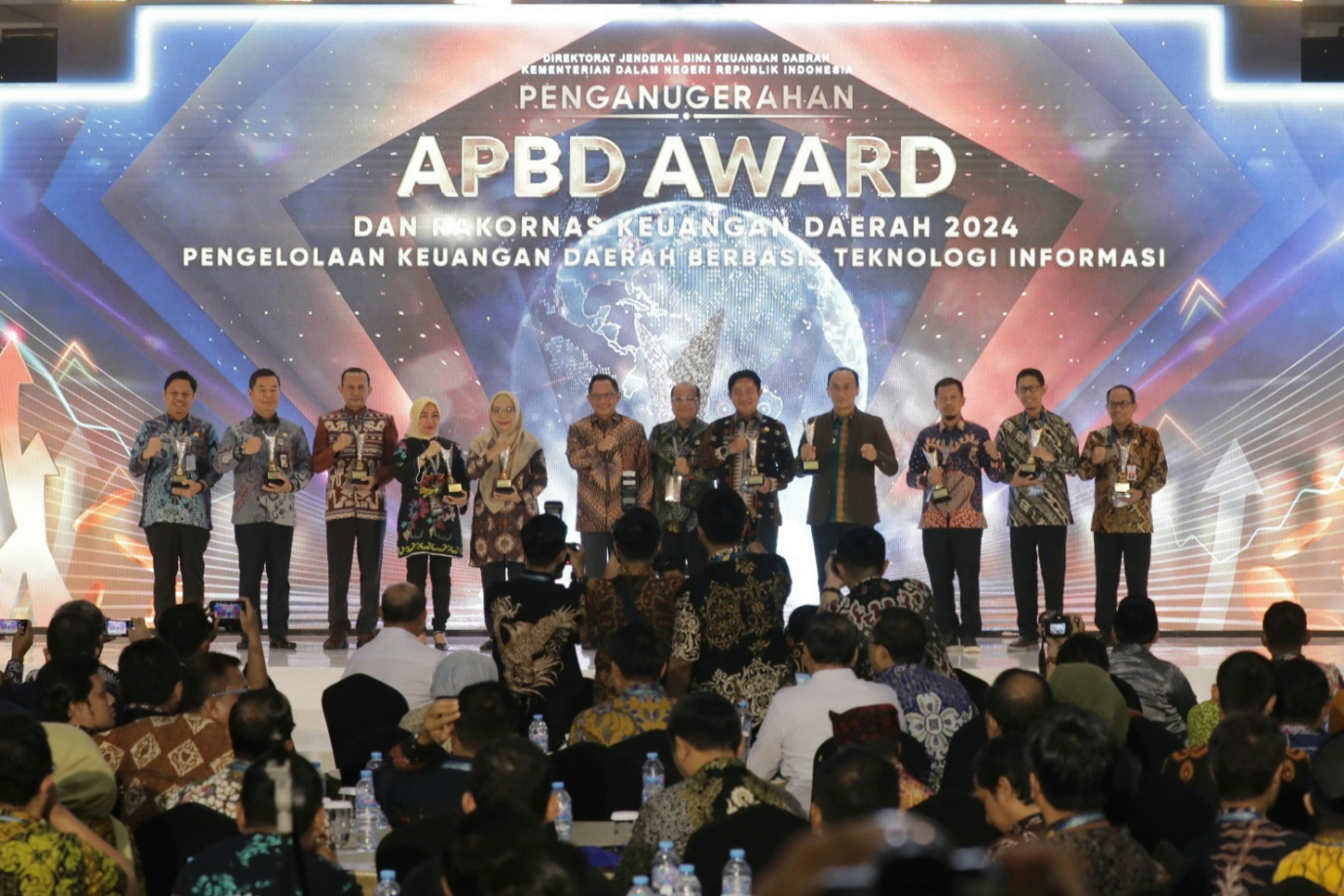 5 Pemprov DKI terima Tiga penghargaan APbD Awards 2024 5.jpg