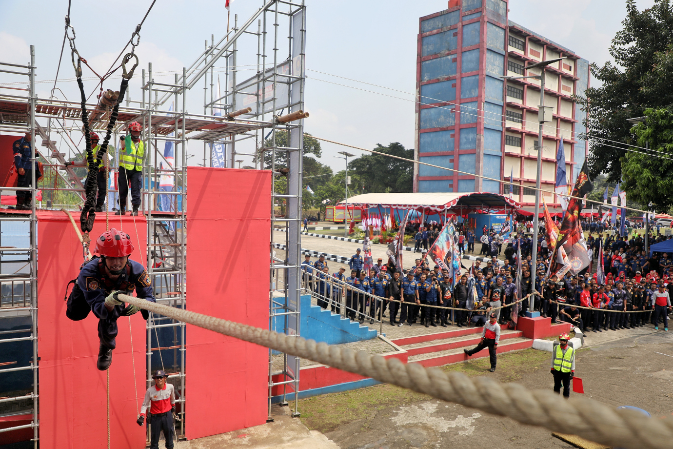 7.Dinas Gulkarmat Gelar Jakarta Fire Fighter Challenge 2025.jpg