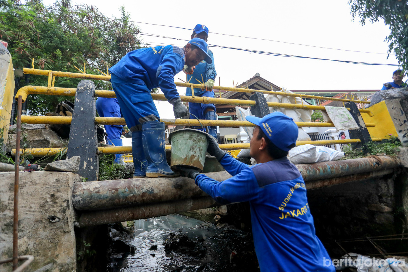 2 Perbaikan  PHB Moncokerto 2.jpg