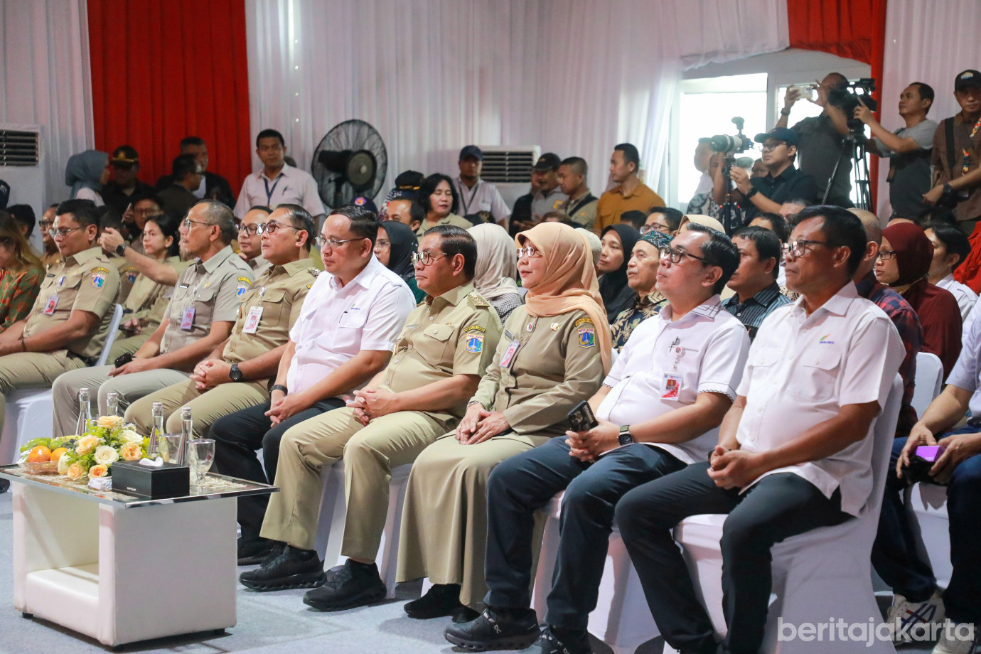 1-1pasar kombongan.jpg