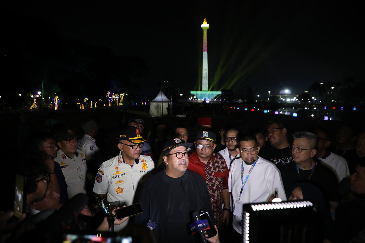 wagub-rano-lebaran-monas-08.jpg