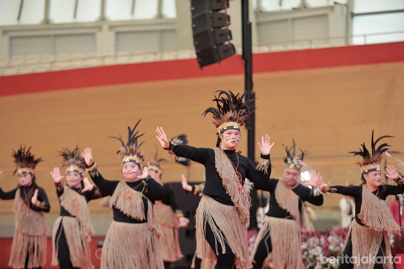 2.Rano Karno Hadiri Peringatan Hari Ibu DKI Jakarta.jpg