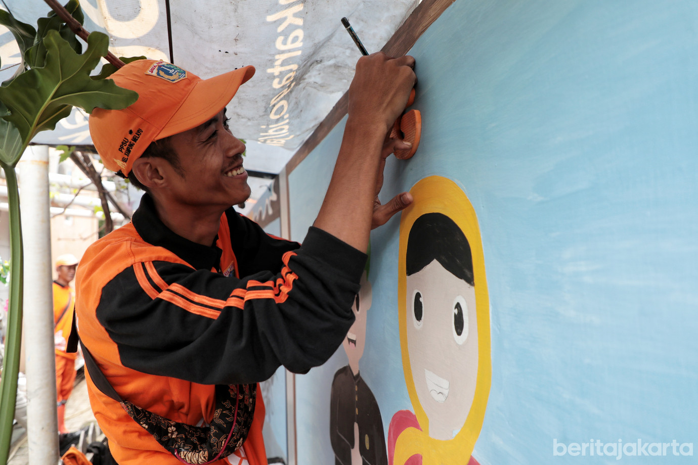 5.PPSU Percantik Kantor Kelurahan Kampung Melayu Dengan Mural.jpg