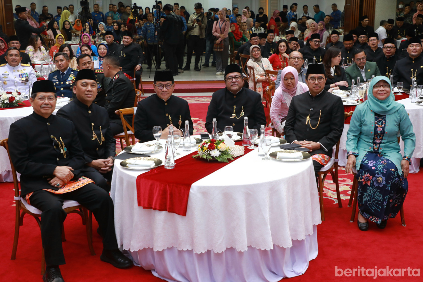 1-1sertijab sekda uus.jpg