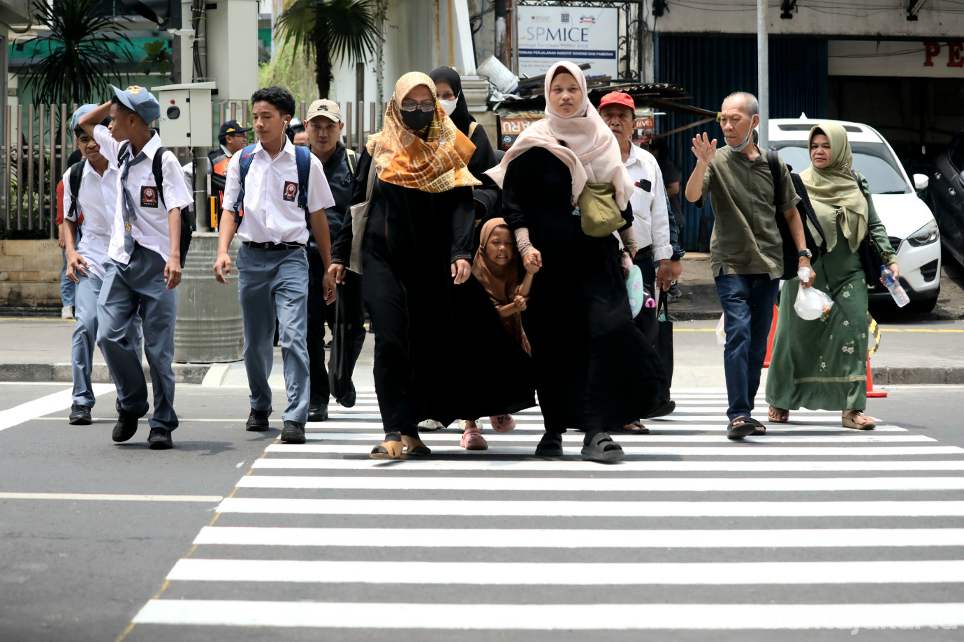3 Uji Coba Pelican Crossing Stasiun Cikini_3.jpg