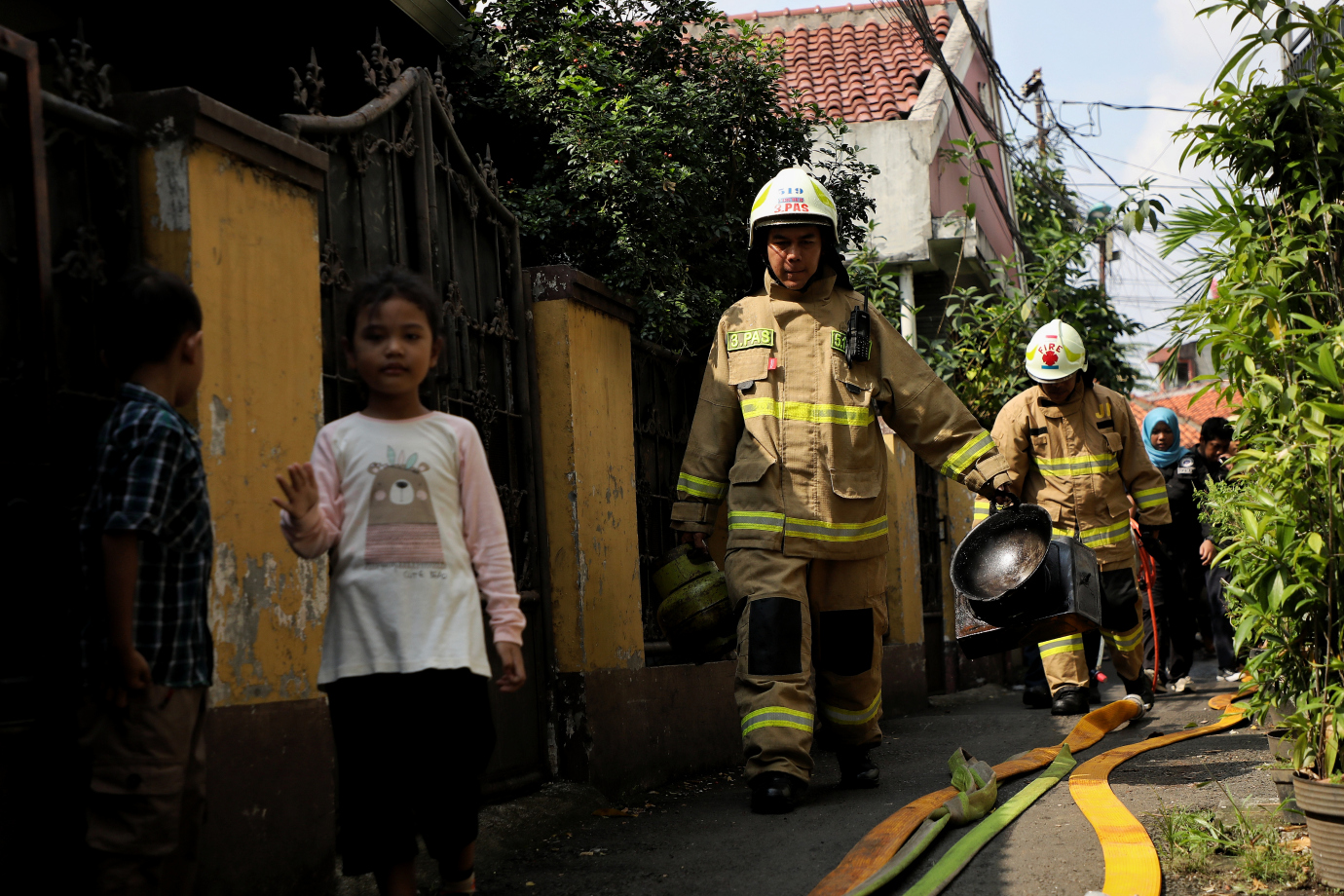 9.Simulasi Penanggulangan Kebakaran dan Penyelamatan di Pemukiman Penduduk .jpg