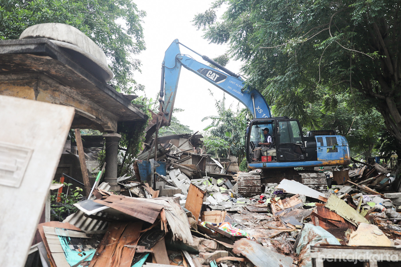 Penertiban TPU Kebon Nanas-1.jpg