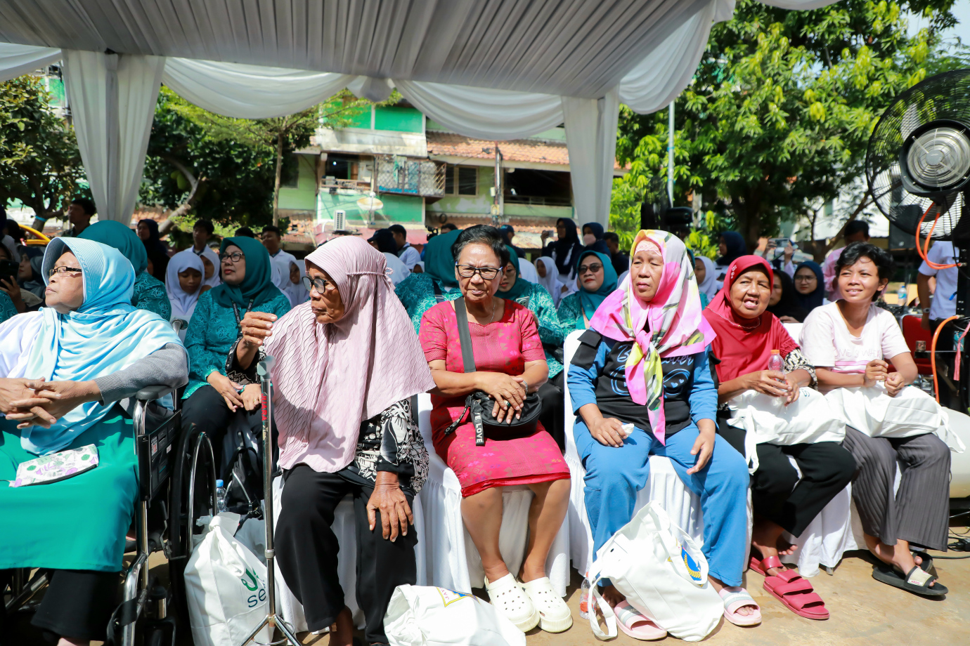 4 gub3kesehatan.jpg