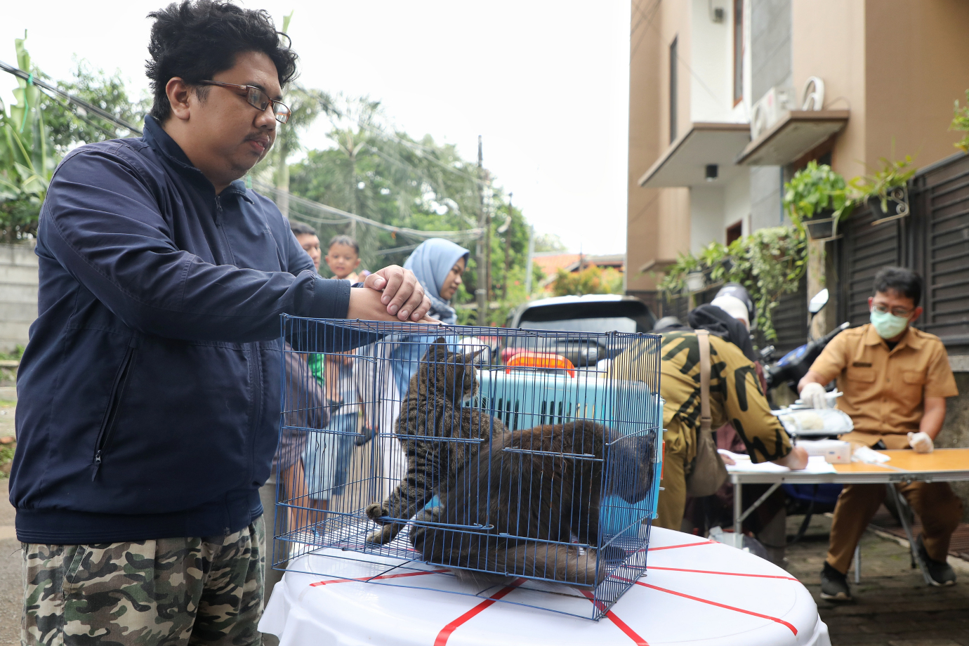 Vaksinasi HPR di Duren Tiga.jpg