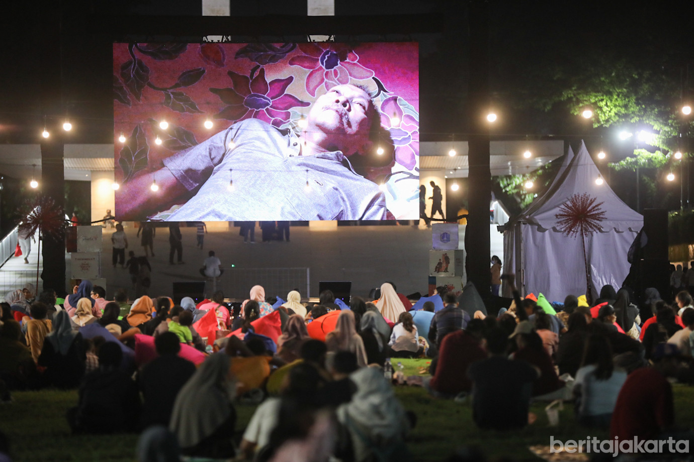 Nobar Pasar Natal-2.jpg