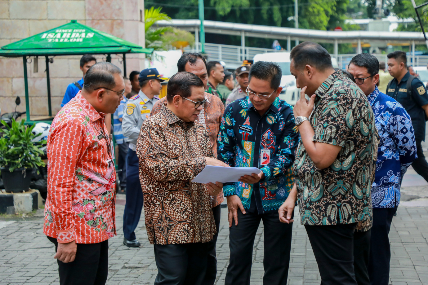 4-1 gubpasarbaru.jpg