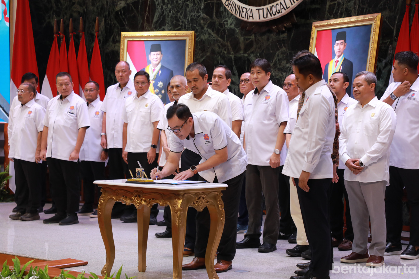 5-2pengukuhan REI DKI.jpg