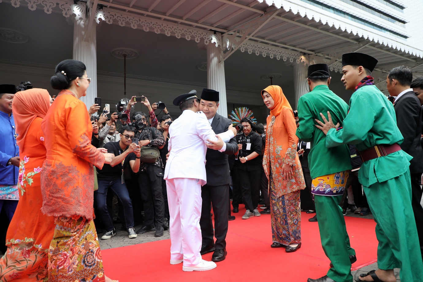 6.Pramono dan Rano Tiba di Balai Kota.jpg