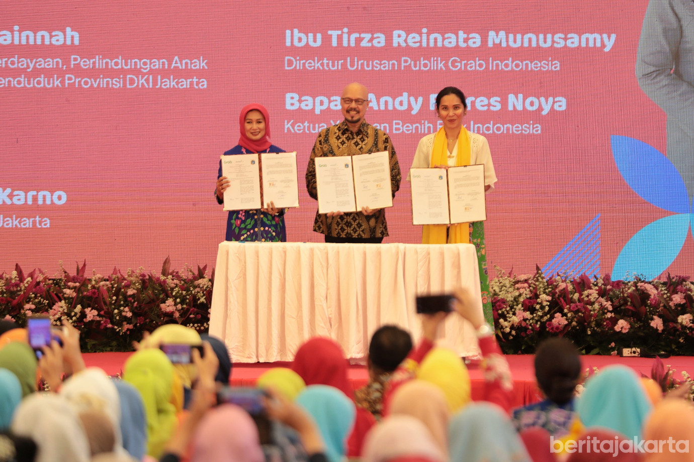 5.Rano Karno Hadiri Peringatan Hari Ibu DKI Jakarta.jpg