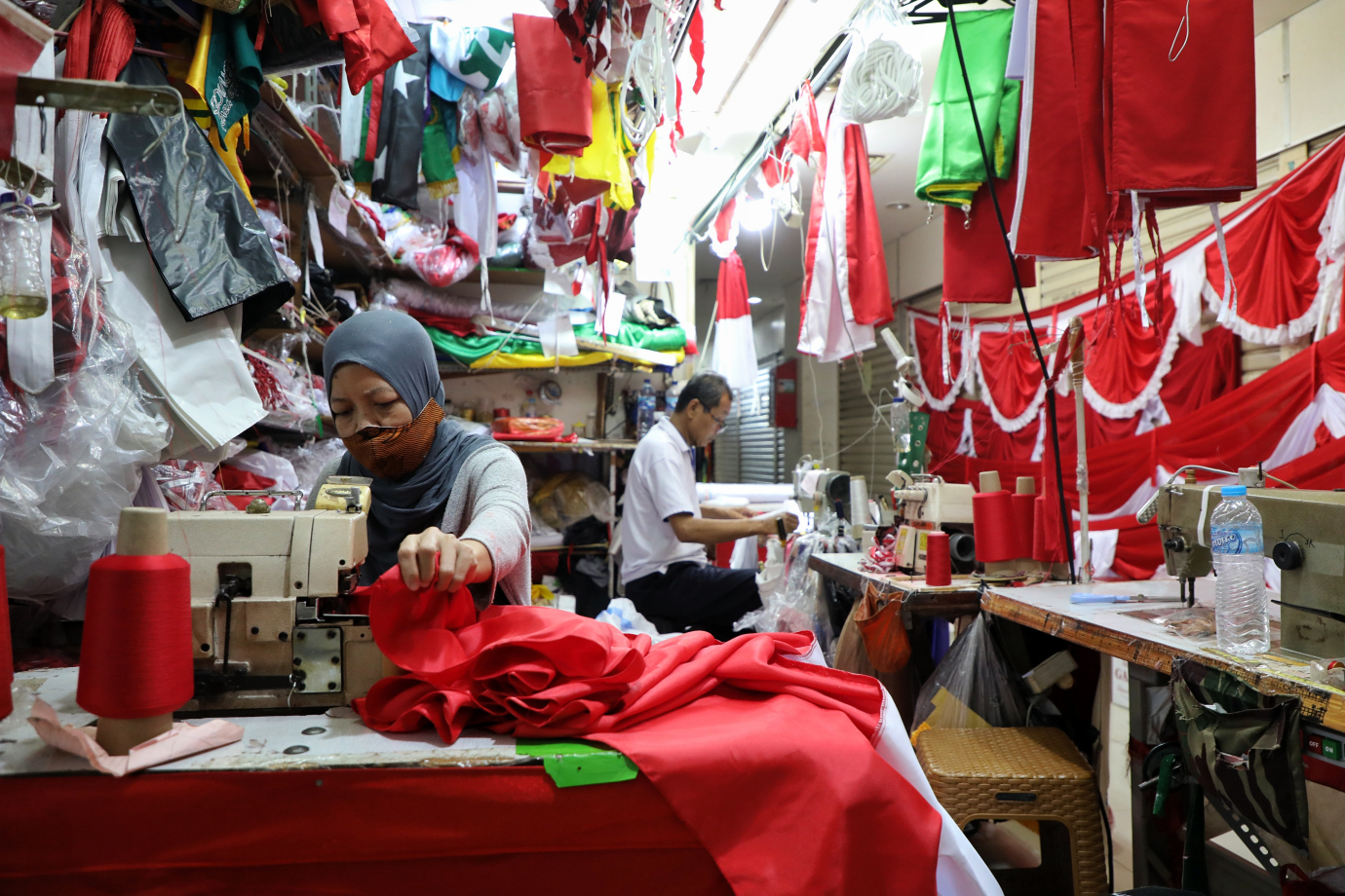 6.Pesanan Bendera Meningkat (1).jpg