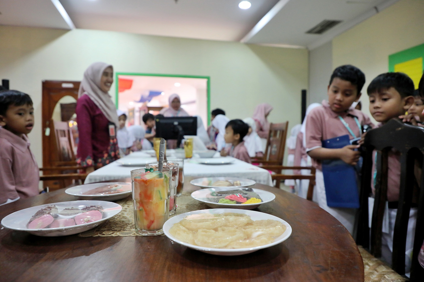 3.Setu Babakan perkenalkan kuliner Betawi dalam _Dandang Berdendang_.jpg