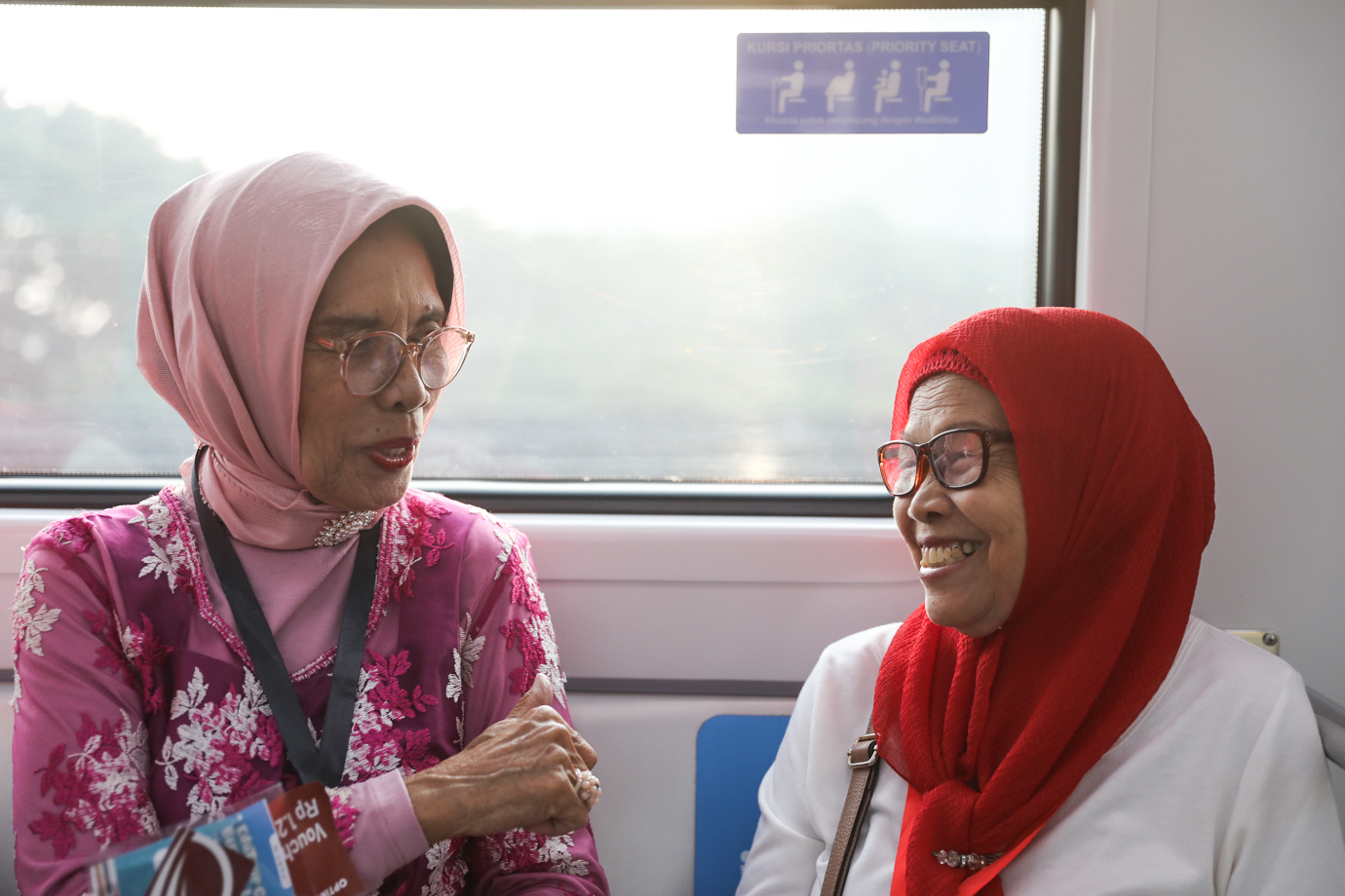 Hari Lansia LRT-6.jpg
