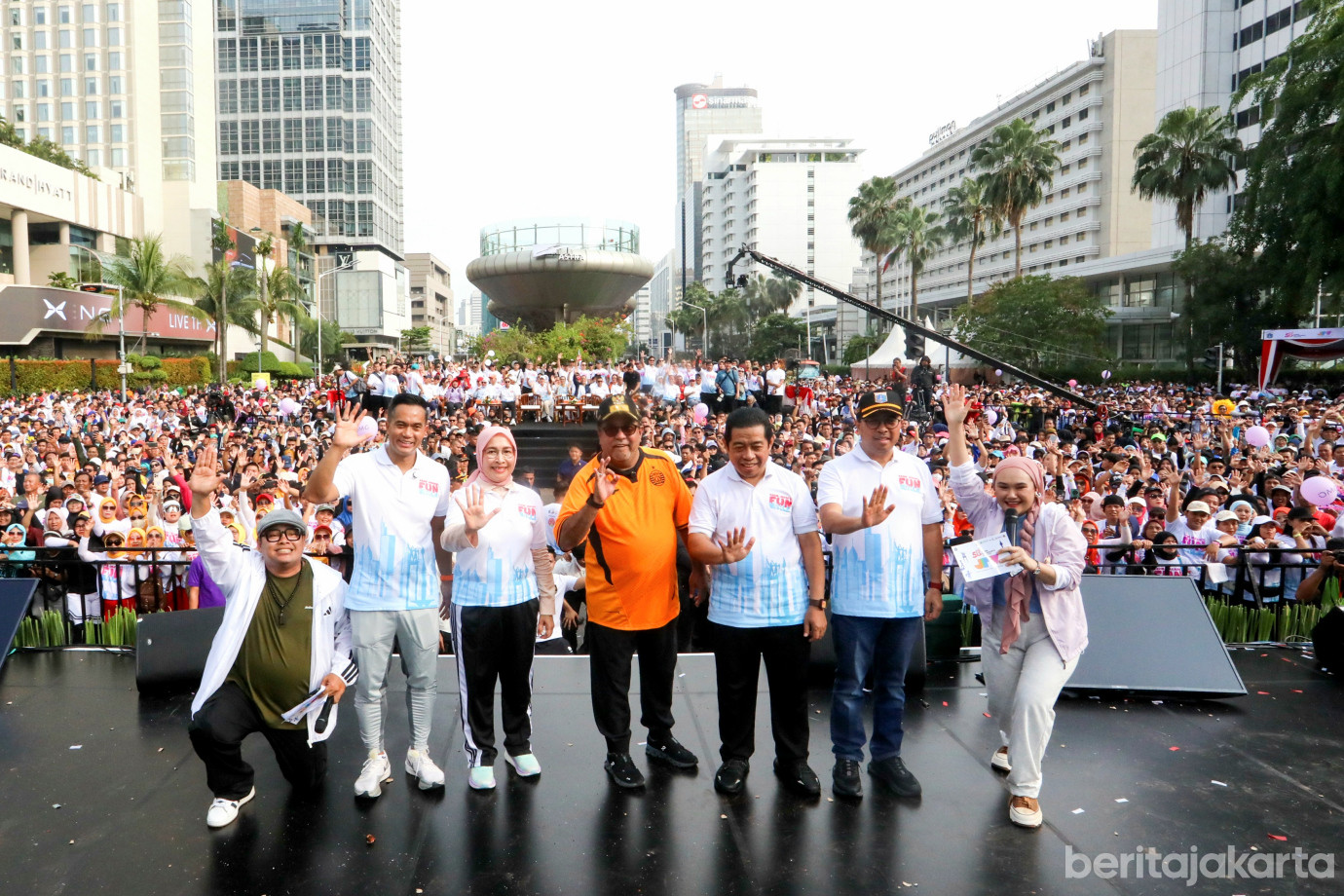 7 Wagub Rano Karno Hadiri Jaga Jakarta Penuh Warna & HUT ke-58 KADIN DKI Jakarta_7.jpg