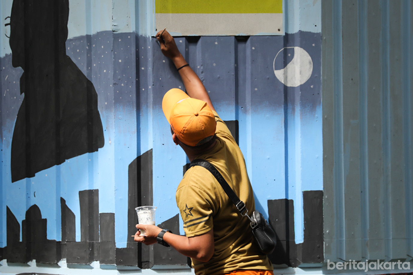 Mural DI Panjaitan-5.jpg