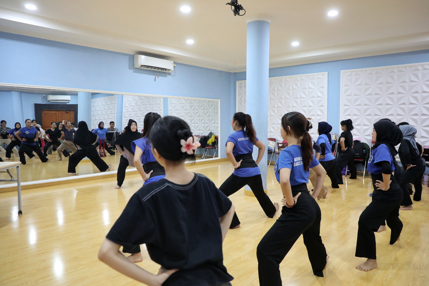 1.Pelatihan Tari PPSB Jaksel.jpg