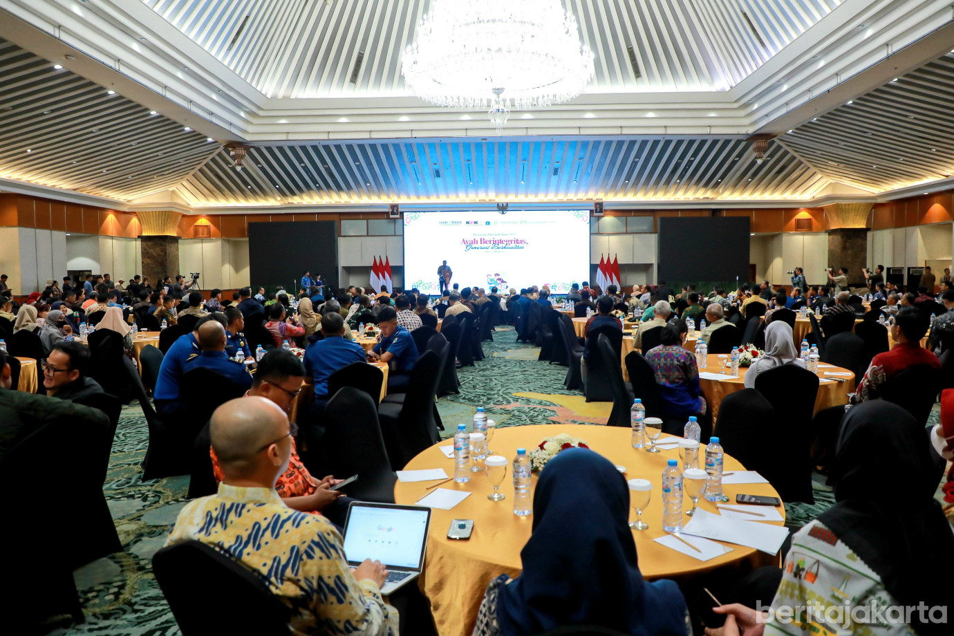 3  hari ayah gub.jpg