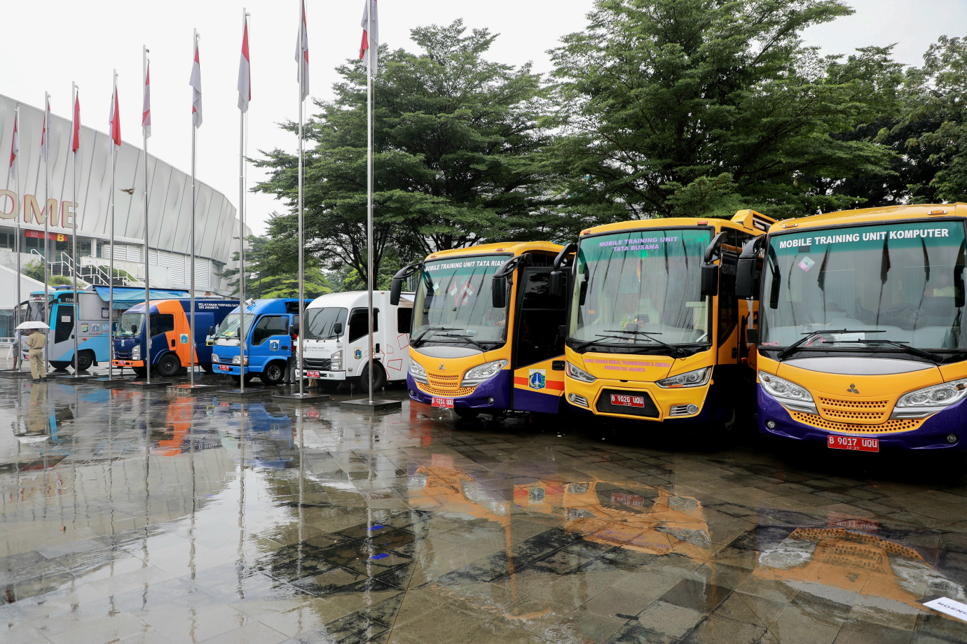 8-1 jobfairjaktim3.jpg